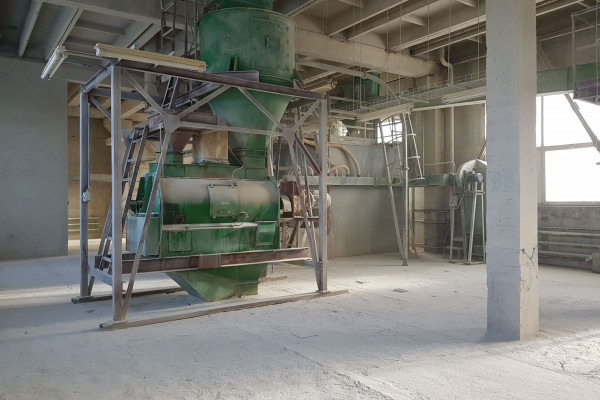 Продажа завода по производству сухих кормовых добавок, премиксов, БМВД